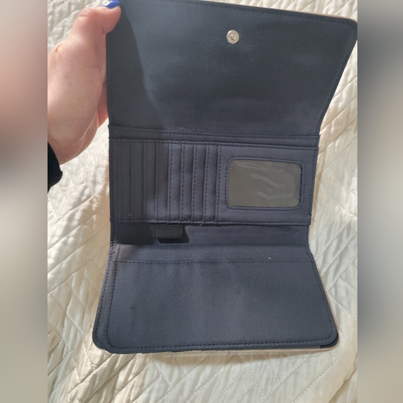 Tommy Hilfiger Blush Pink Embossed Logo Zip Around Wallet - Picture 3 of 5